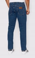 Miniatyrbillede 4 af 6: Wrangler Greensboro The Stone Ride Simple Dark Denim W40 L36