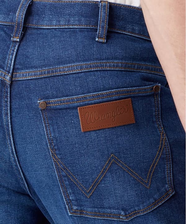 Wrangler RIVER TRUE TAPERED Far Away KLASSISK TAPERED MÖRK DENIM W33 L32