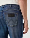 Miniatyrbild 7 av 7: Wrangler GREENSBORO Hare EPIC SOFT SUPERMJUKA STRETCHJEANS W34 L34