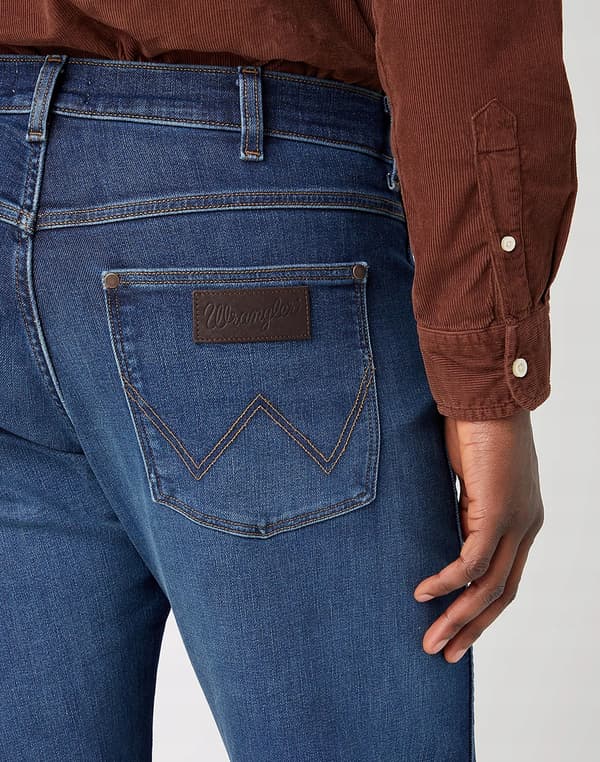 Wrangler FRONTIER RELAXED Grønne Fuzz 365 Varme Jeans Løs Pasform W32 L30