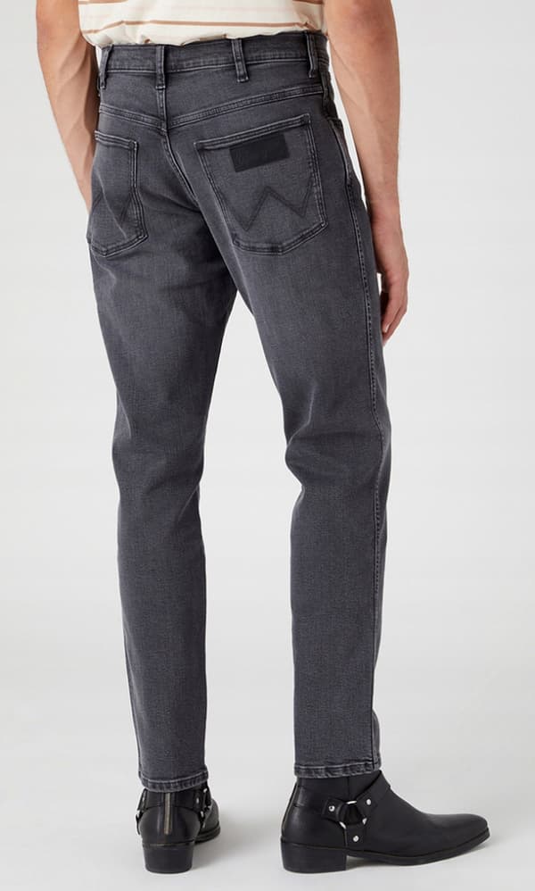 Wrangler RIVER Blackout CLASSIC TAPERED GREY DENIM GREEN W31 L32