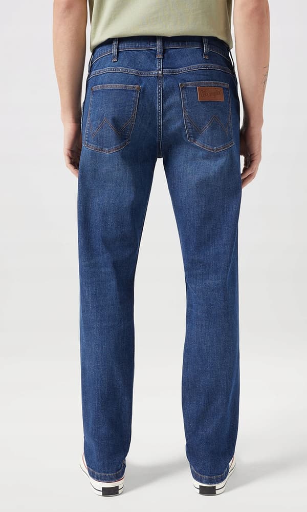 Wrangler Greensboro Winston Superfabricerad Mörk Jeans W31 L34