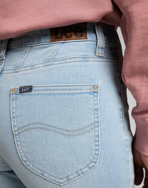 Lee LEGENDARY BOOTCUT Extreme Light -leveälahkeiset korkeavyötäröiset nilkkurit, W29 L33