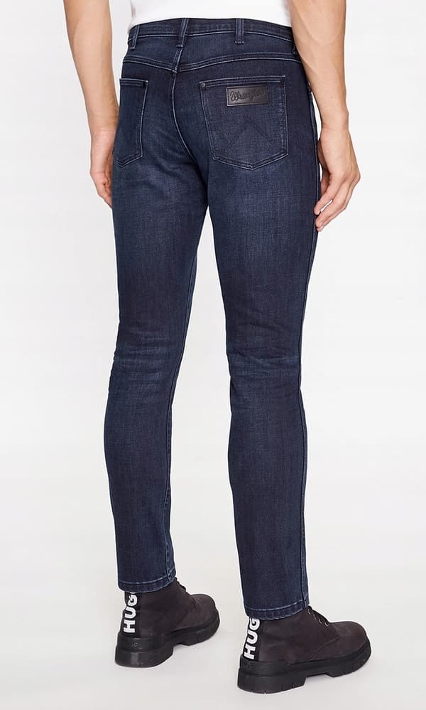 Wrangler LARSTON SLIM TAPERED Dusky Night BRUSHED 365 WARM W33 L32