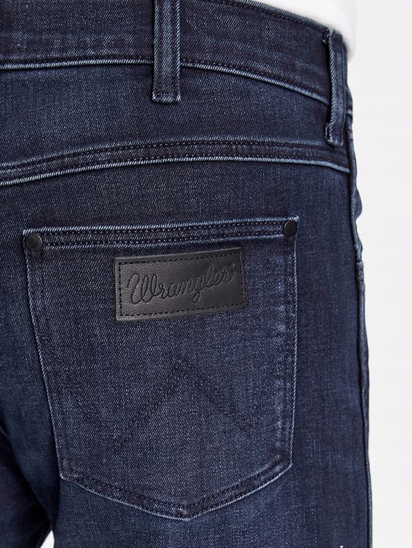 Wrangler LARSTON SLIM TAPERED Dusky Night BRUSHED 365 WARM W33 L32