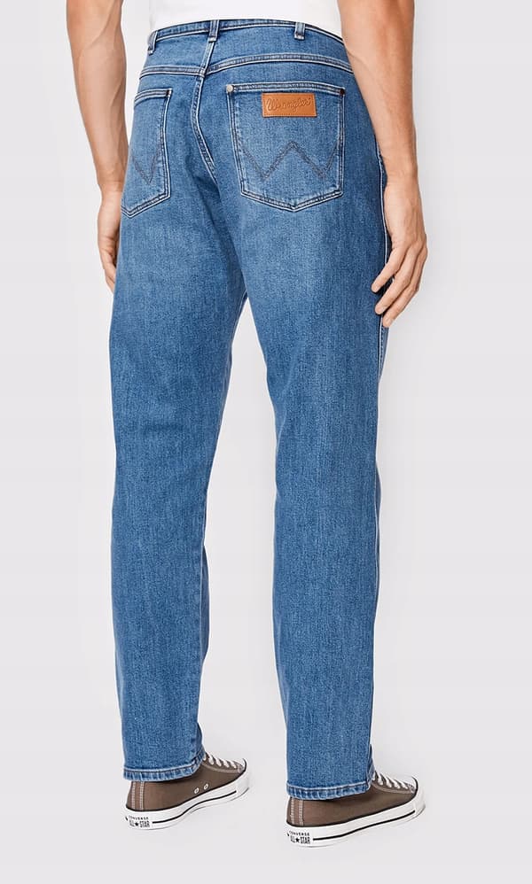 Wrangler FRONTIER RELAXED Favorite RAK W33 L34