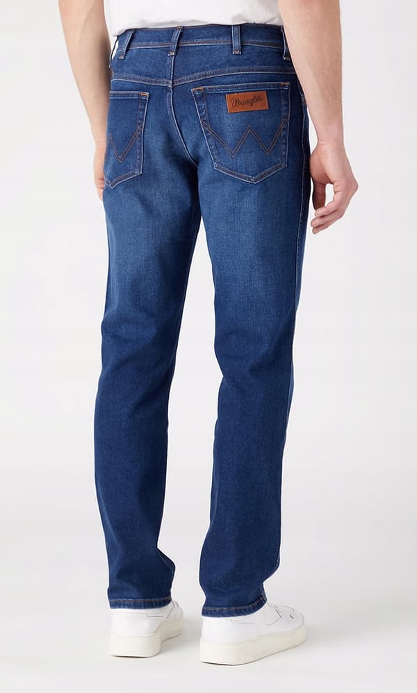 Wrangler TEXAS SLIM Star Man 365 VARM, OCH MÖRK DENIM W38 L32