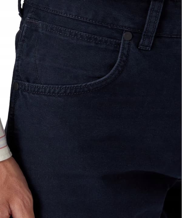 Wrangler GREENSBORO Mörkblå ICKE-STRETCH W33 L34