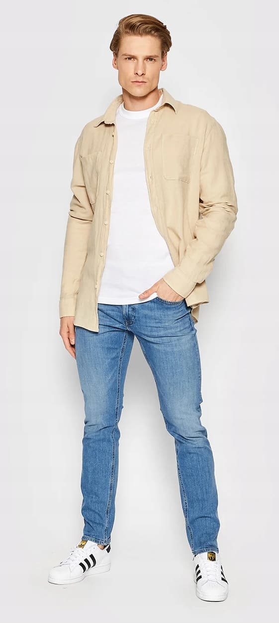 Lee LUKE SLIM TAPERED -farkut, käytetty Cody Blue -värisissä farkuissa, koko 38, pituus 32.
