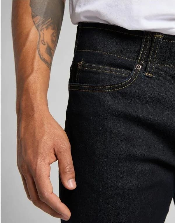 Lee SLIM FIT Extreme Motion MVP Rinse FITTED BEKVÄM MARINBLACK W44 L32