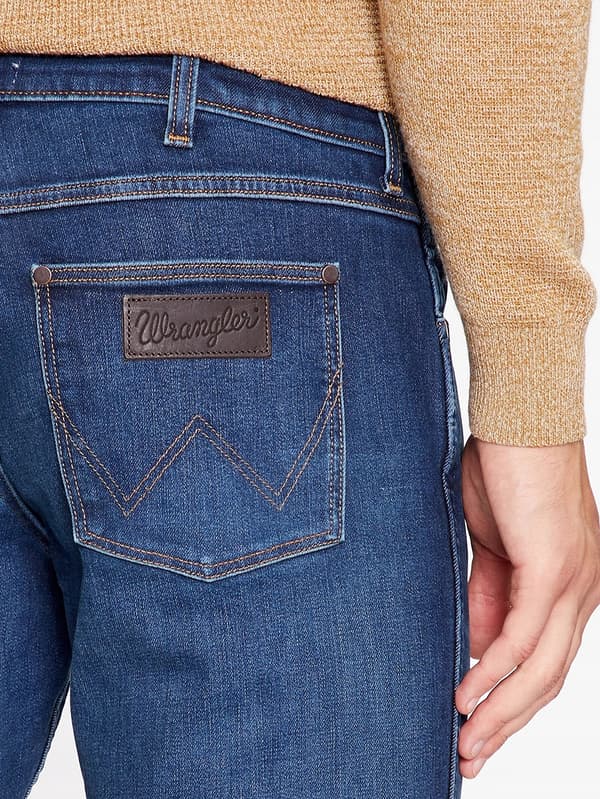 Wrangler GREENSBORO Green Fuzz BRUSHED 365 LÄMPIMÄT TUMMAT FARKUT W38 L34