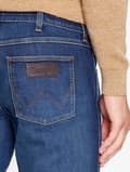 Pikkukuva 7 / 8: Wrangler GREENSBORO Green Fuzz BRUSHED 365 LÄMPIMÄT TUMMAT FARKUT W38 L34