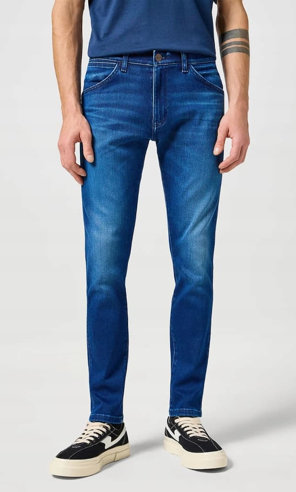Wrangler BRYSON Blue Jam FREE TO STRETCH SKINNY DARK DENIM W32 L34
