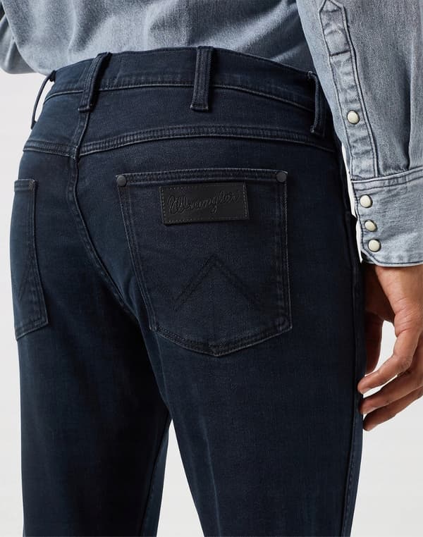 Wrangler GREENSBORO New Cloudy Skies NY KOLLEKTION MARINEBLÅ DENIM W46 L34