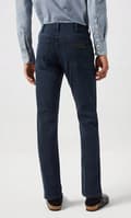 Pikkukuva 4 / 8: Wrangler GREENSBORO New Cloudy Skies UUSI MALLISTO TUMMANSININEN FARKUT W33 L32