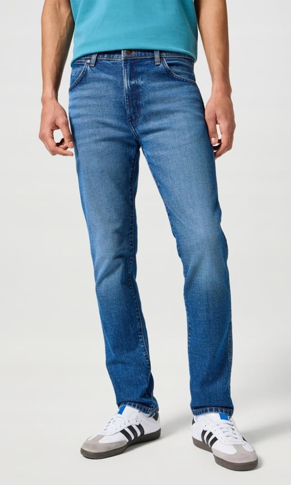Wrangler LARSTON SLIM Raindrop FITTED TAPERED DARK DENIM W31 L32