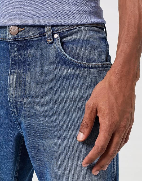 Wrangler RIVER Treasures 365COOL KLASSISK AVSMASKINANDE FUNKTIONELL JEANS W38 L32