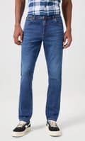 Pikkukuva 3 / 8: Wrangler TEXAS SLIM Harvey ISTUVAT FARKUT TUMMAT DENIM W38 L34
