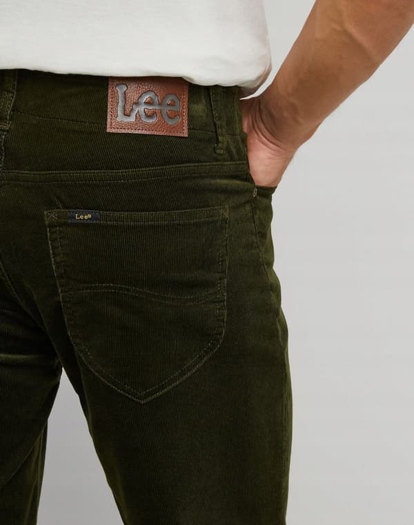 Lee STRAIGHT FIT MVP Extreme Motion Olive KOMFORTABLE GRØNNE FLØJLBUKSER W34 L34