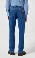Miniatyrbild 4 av 8: Wrangler Texas Slim Midnight Shadow Epic Soft Jeans W33 L30