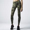 Miniatyrbild 2 av 3: Urban Classics Woman - CAMO Leggings trä camo