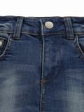 Miniatyrbild 3 av 3: Pojkjeans med slitning Kanz