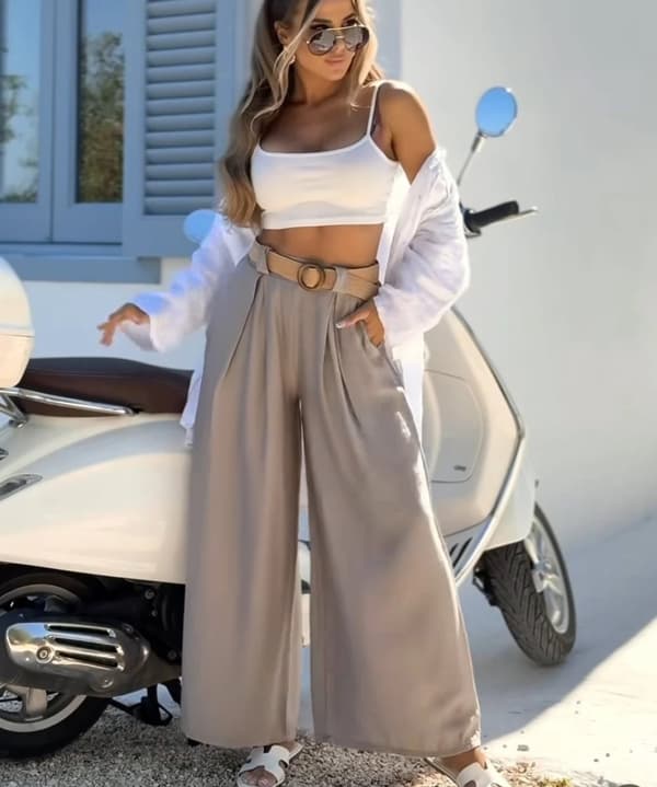 Agélii Fashion - Flytande utsvängda byxor med stråbälte - flera färger - one size 36-42 Khaki