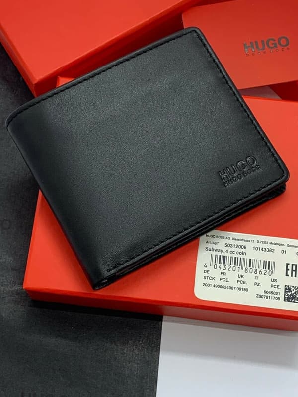 HUGO BOSS MEN'S GENUINE BLACK LEATHER WALLET STYLE "SUBWAY 4 CC COIN