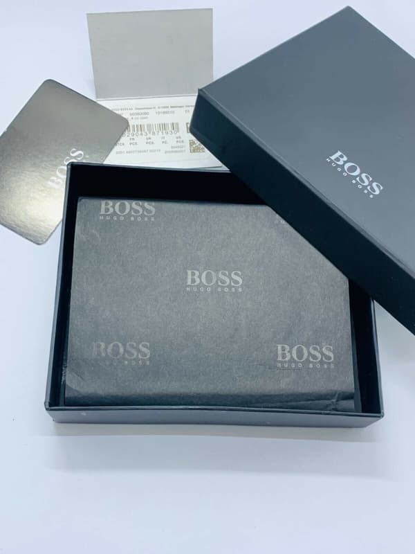 HUGO BOSS TIMELESS 4 CC COIN GENUINE MEN'S BLACK LEATHER WALLET