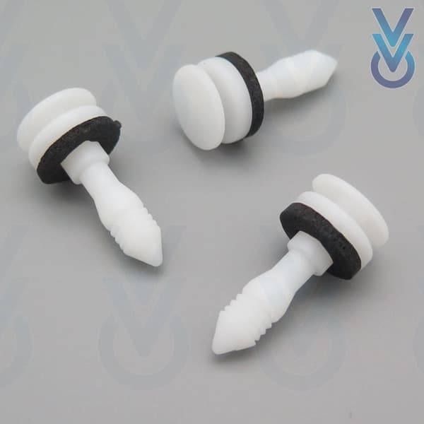 10x Rear Door Card Clips for some Jaguar S-Type