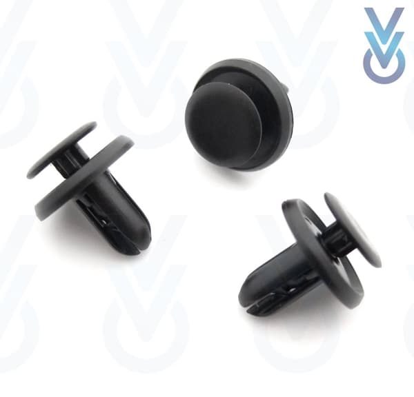10x Side Step Trim & Cover Fastener Clips for some Mitsubishi L200