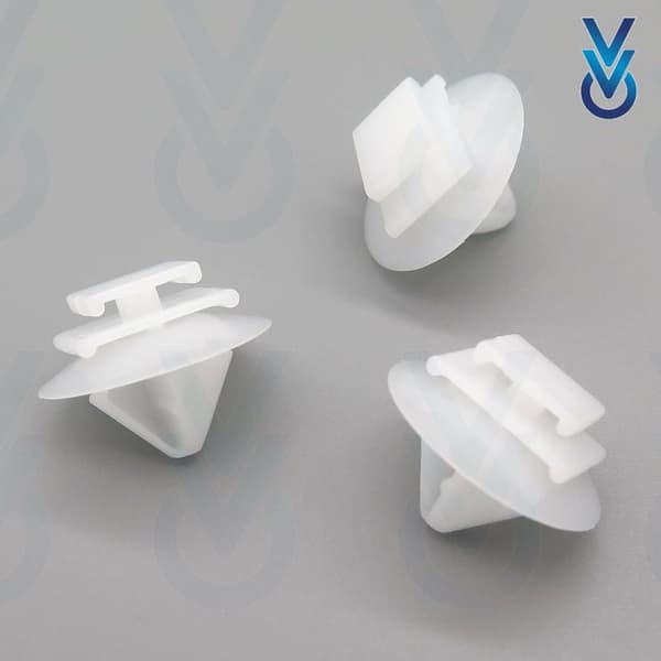 10x Rear Door Moulding Trim Clips for some Peugeot Expert