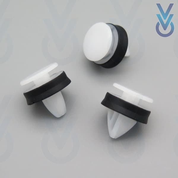 10x Side Body Moulding Strip Trim Clips for some Ford Transit