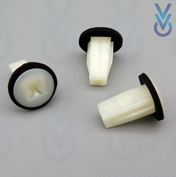 10x Boot Carpet & Interior Lining Clips for some Honda Civic