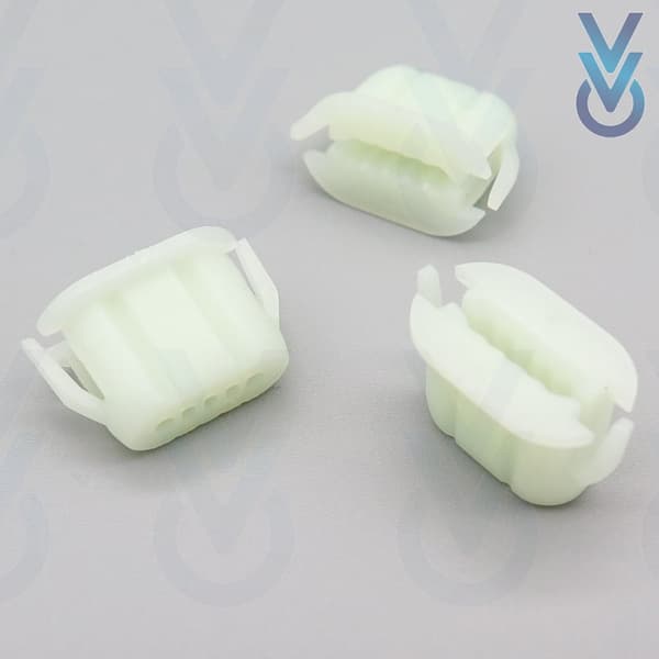 10x Interior Pillar Trim Clips for some Renault Clio, Megane, Scenic