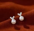 Miniatyrbilde 1 av 3: Beautiful Pearl Heart Earrings 925 Sterling Silver Womens Girl Jewellery Gift UK