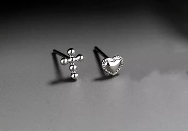 Beautiful Tiny Cross Heart Earrings 925 Sterling Silver Womens Girl Jewelry Gift