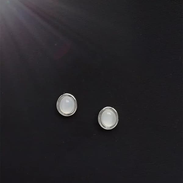 925 Sterling Silver Oval Moon Stone Stud Earrings Womens Girls Jewellery Gift UK