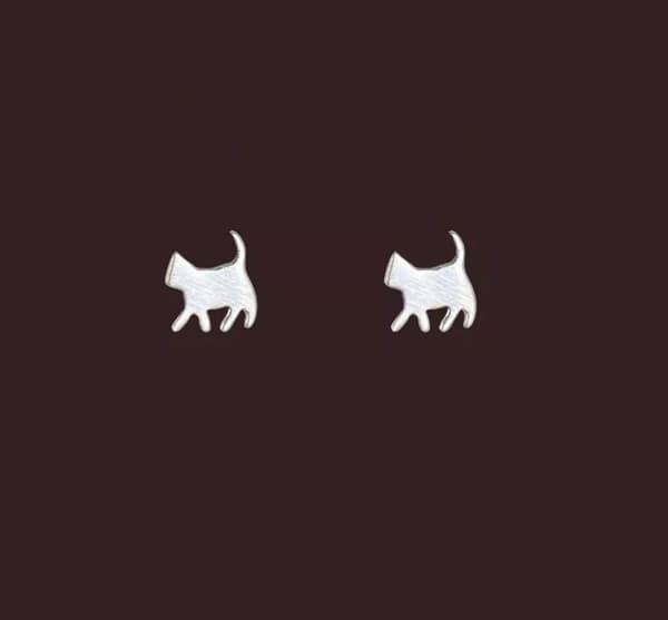 925 Sterling Silver Cute Cat Polished Stud Earrings Womens Jewellery Gift New UK