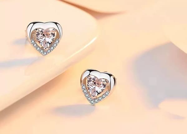 925 Sterling Silver Clear Stone Heart Stud Earrings Womens Girls Jewellery UK