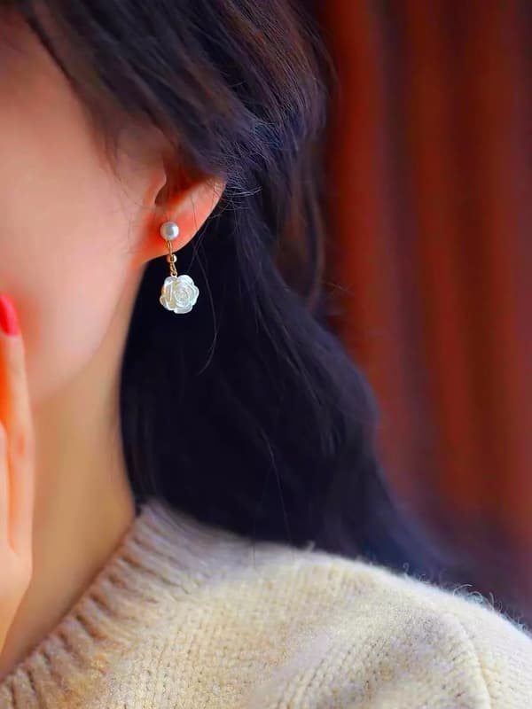 Women White Camellia Pearl Gold Dangle Drop Stud Earrings Jewellery Love Gift UK