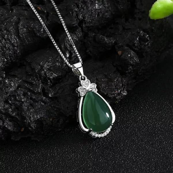 925 Sterling Silver Crystal Leaf Moonstone Pendant Necklace Women Jewellery UK
