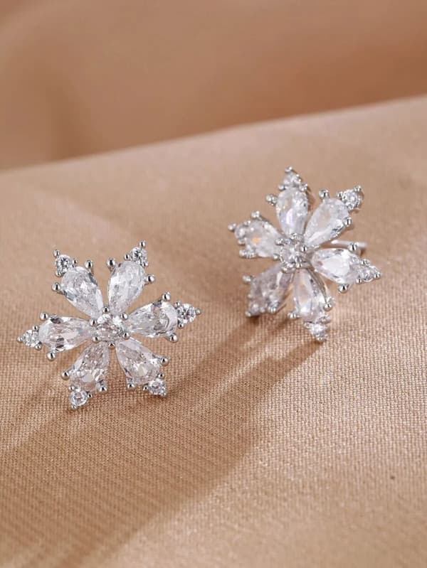 925 Sterling Silver Crystal Snowflake Stud Earrings Womens Girls Christmas Gift