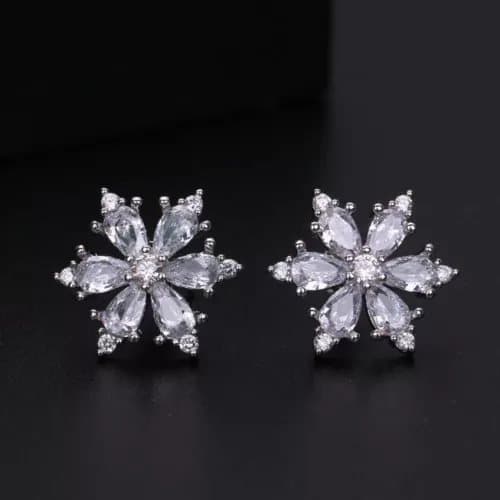 925 Sterling Silver Crystal Snowflake Stud Earrings Womens Girls Christmas Gift