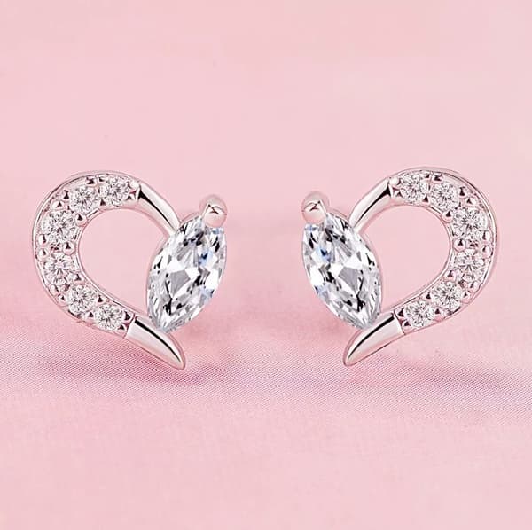 925 Sterling Silver Crystal Heart Shaped Stud Earrings Jewellery Women Gift UK