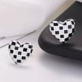 Miniatyrbilde 2 av 7: Fashion Checkerboard Heart Stud Earrings 925 Sterling Silver Women Jewellery UK