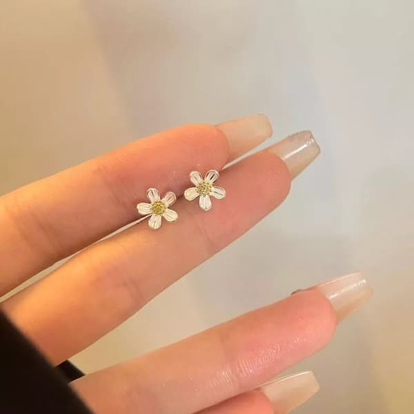 925 Sterling Silver Beautiful Flower Stud Earrings Women Girls Jewellery Gift UK