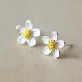 Miniatyrbillede 1 af 8: 925 Sterling Silver Beautiful Flower Stud Earrings Women Girls Jewellery Gift UK