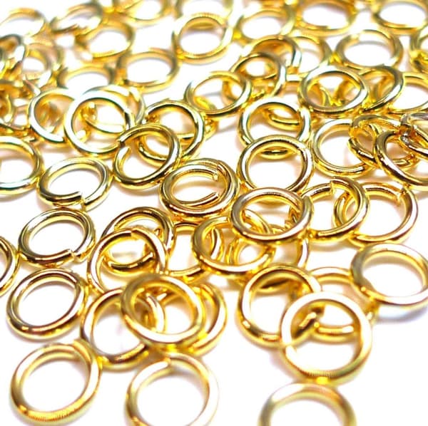 Guldpläterade Ringöglor 5mm 100-pack