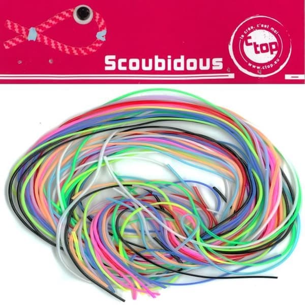 Sortiment av 20 flerfärgade scoubidoutrådar